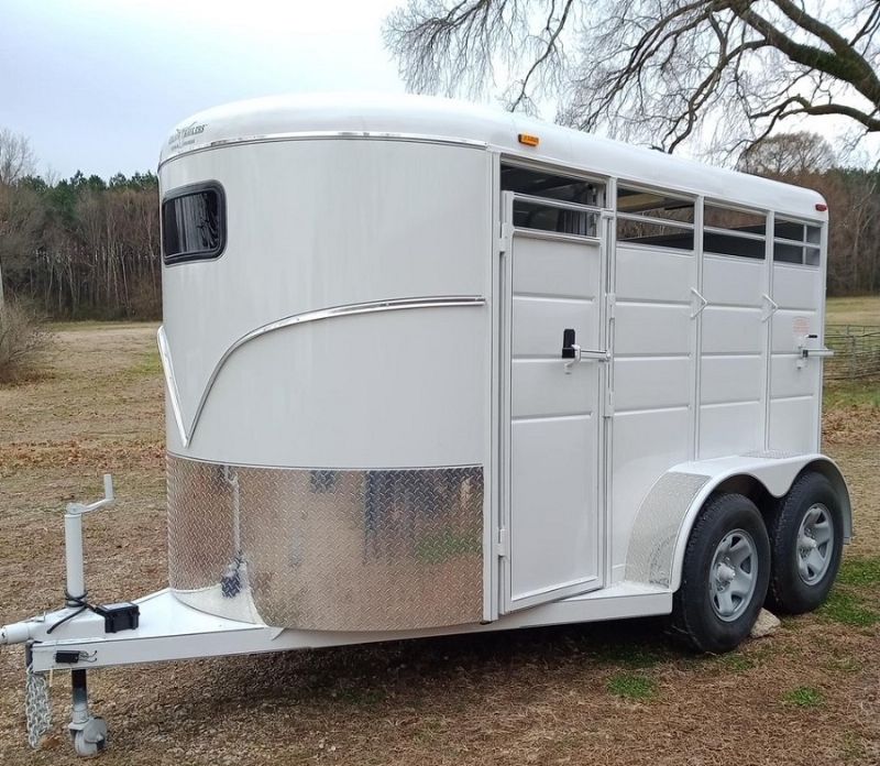 NEW Calico Horse Trailer for Sale - Horse Trailers Galore