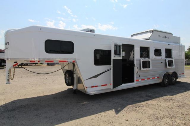 Used Horse Trailers for Sale