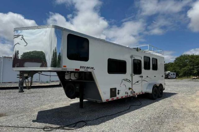 Used Horse Trailers for Sale