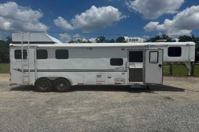 Used Horse Trailers for Sale