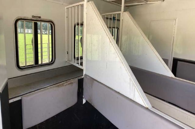 Used Horse Trailers for Sale