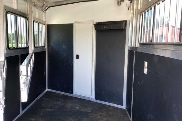 Used Horse Trailers for Sale