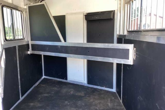 Used Horse Trailers for Sale