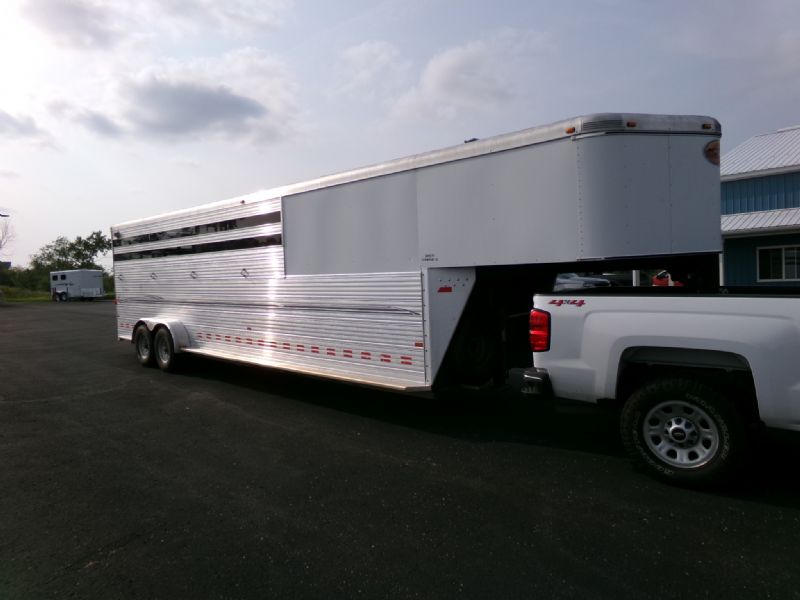 Used Horse Trailers for Sale