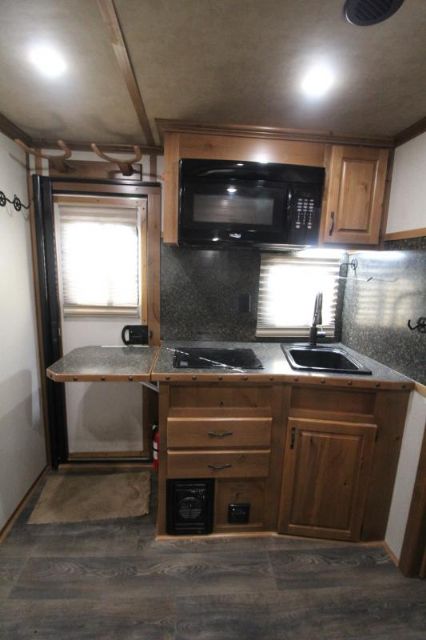 Used Horse Trailers for Sale