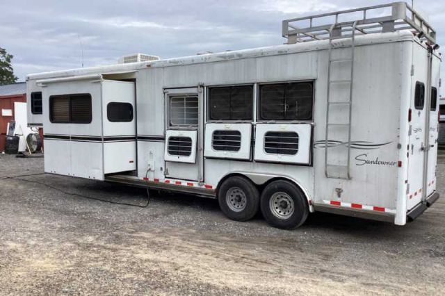 Used Horse Trailers for Sale