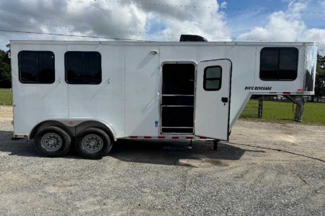 Used Horse Trailers for Sale