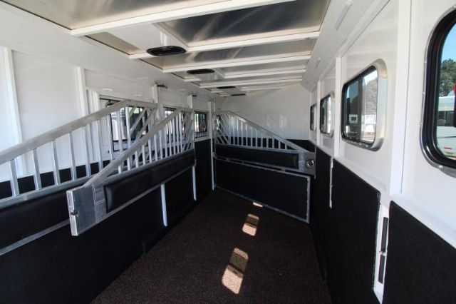 Used Horse Trailers for Sale