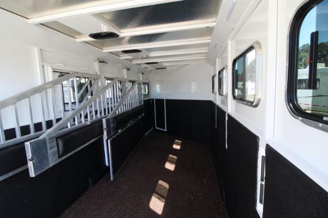 Used Horse Trailers for Sale