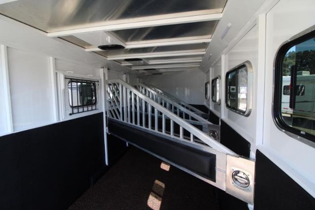 Used Horse Trailers for Sale