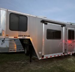 Horse Trailer for sale in TX