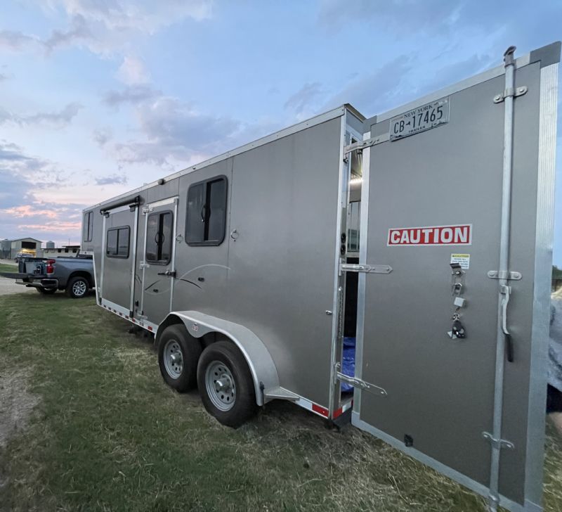 Used Horse Trailers for Sale