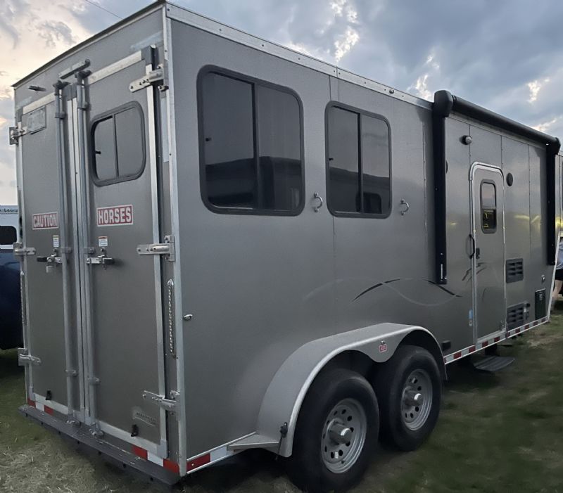 Used Horse Trailers for Sale