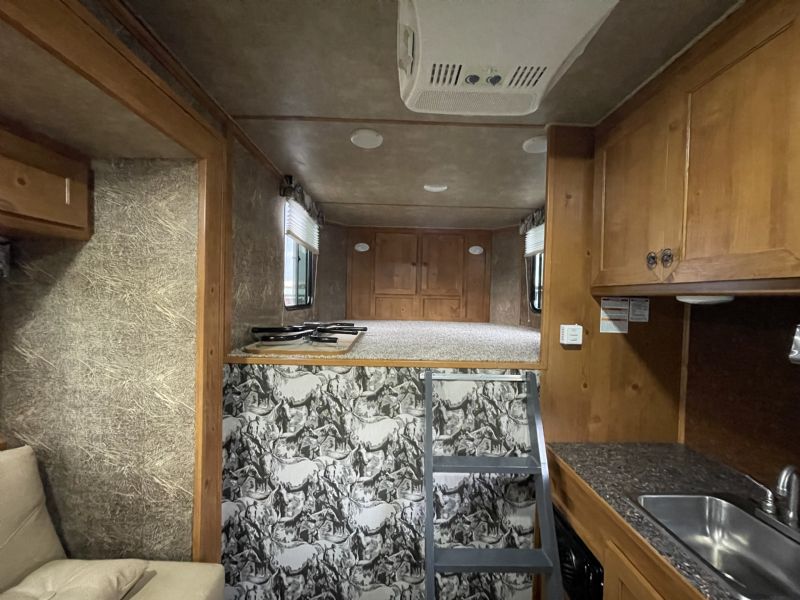 Used Horse Trailers for Sale