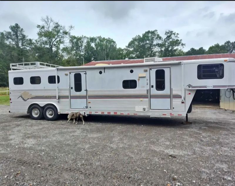 Used Horse Trailers for Sale