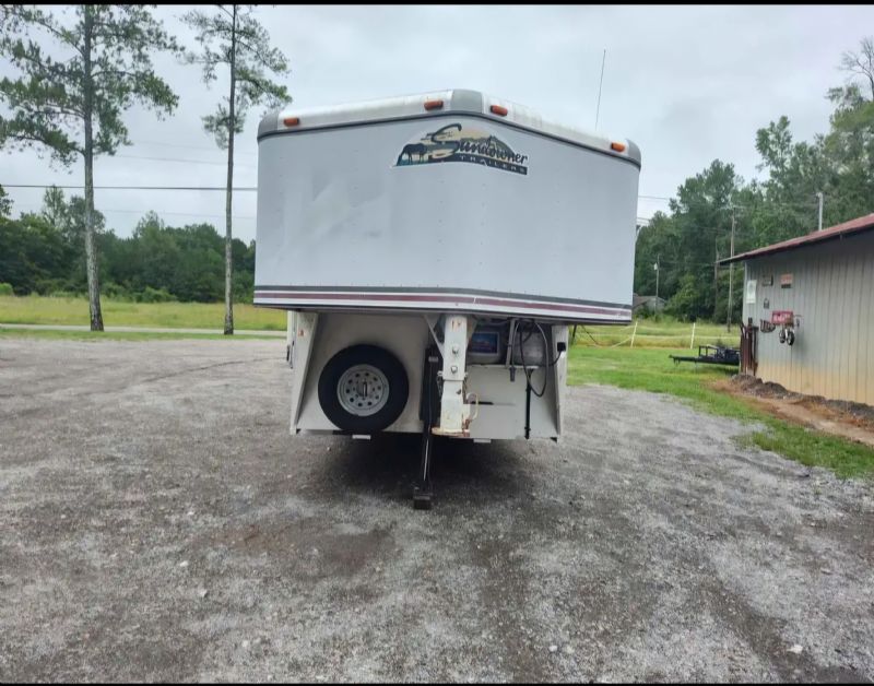 Used Horse Trailers for Sale