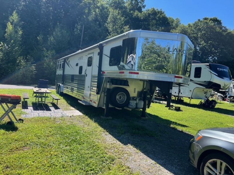 Used Horse Trailers for Sale