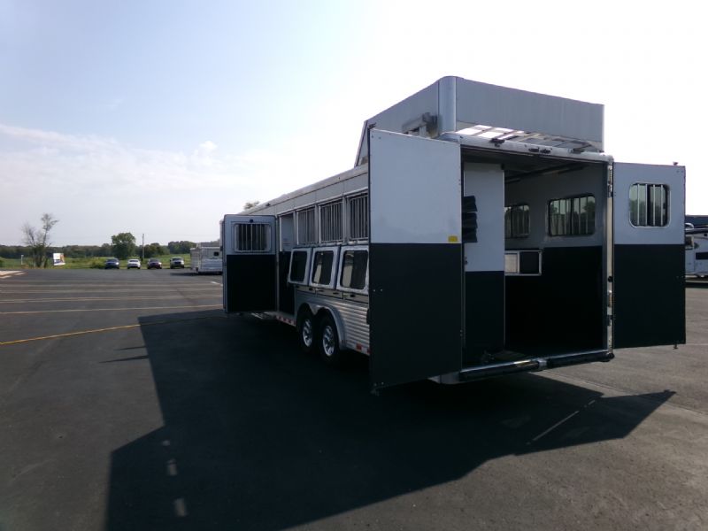 Used Horse Trailers for Sale