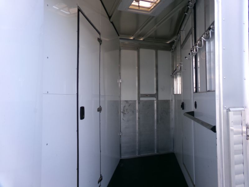 Used Horse Trailers for Sale