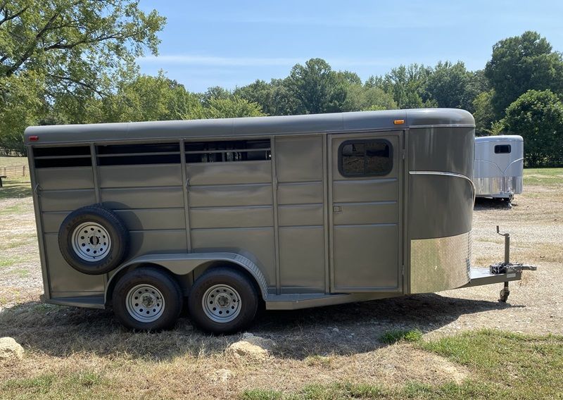 Used Horse Trailers for Sale