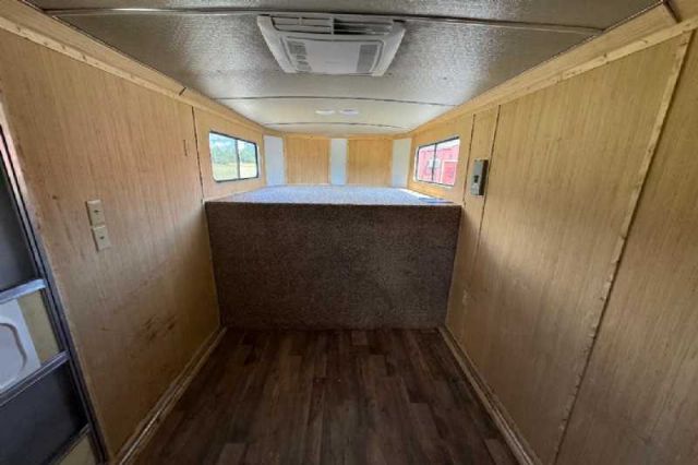 Used Horse Trailers for Sale