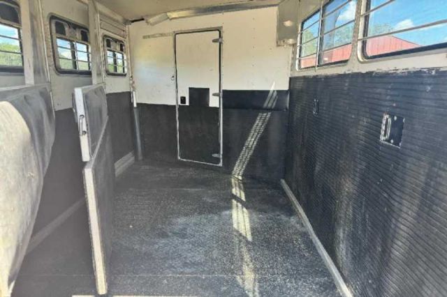 Used Horse Trailers for Sale