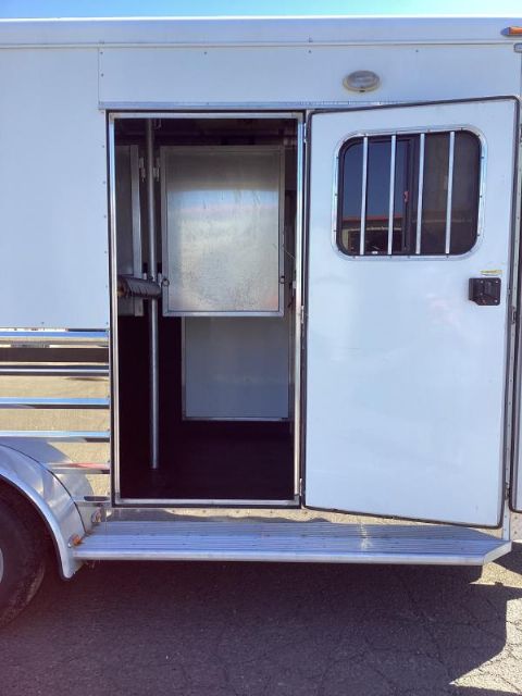 Used Horse Trailers for Sale