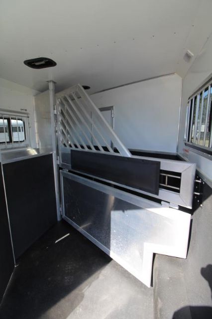 Used Horse Trailers for Sale