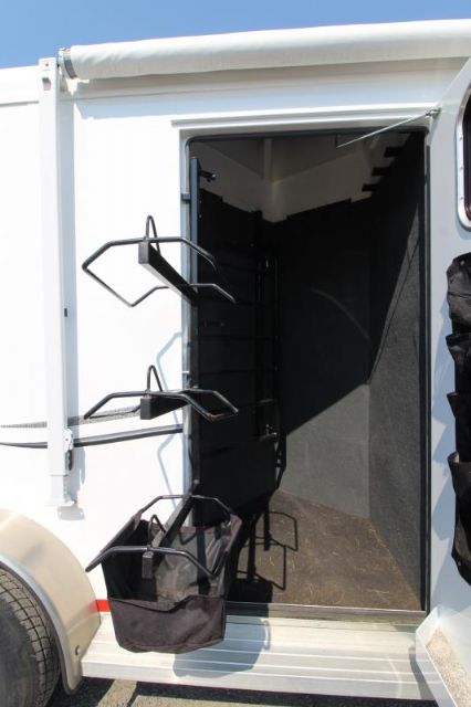 Used Horse Trailers for Sale