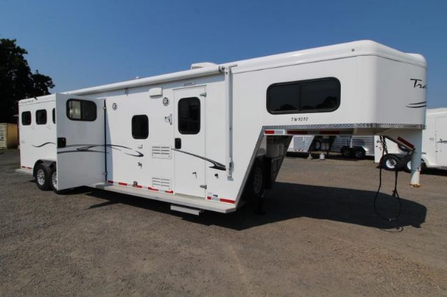 Used Horse Trailers for Sale