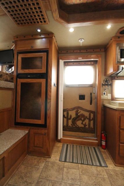 Used Horse Trailers for Sale