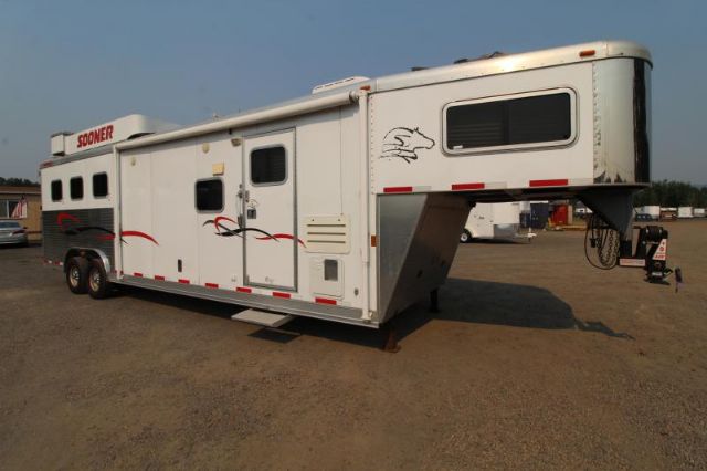 Used Horse Trailers for Sale