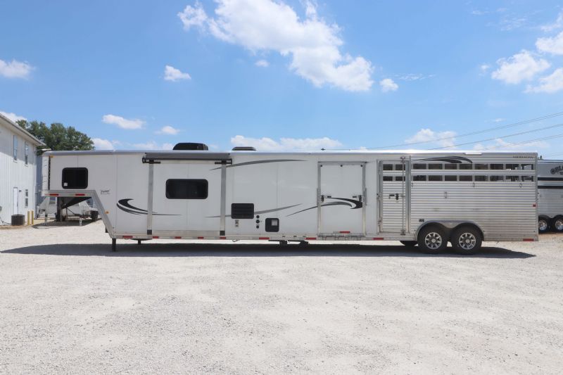 Used Horse Trailers for Sale