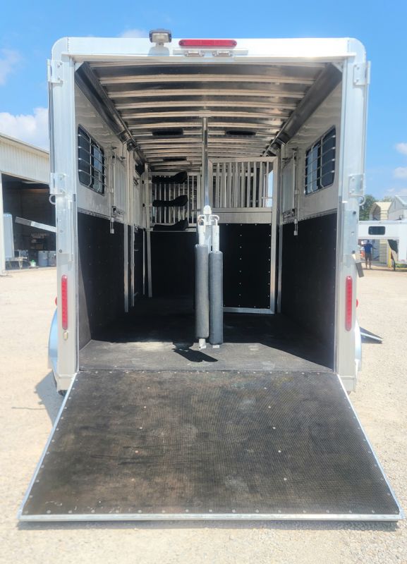 Used Horse Trailers for Sale