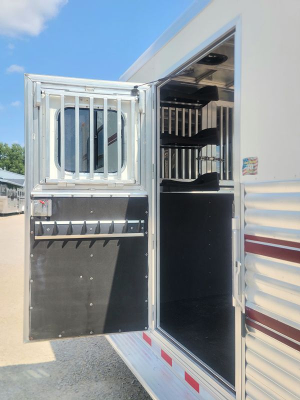 Used Horse Trailers for Sale