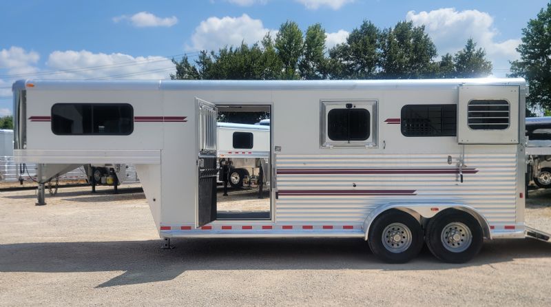 Used Horse Trailers for Sale