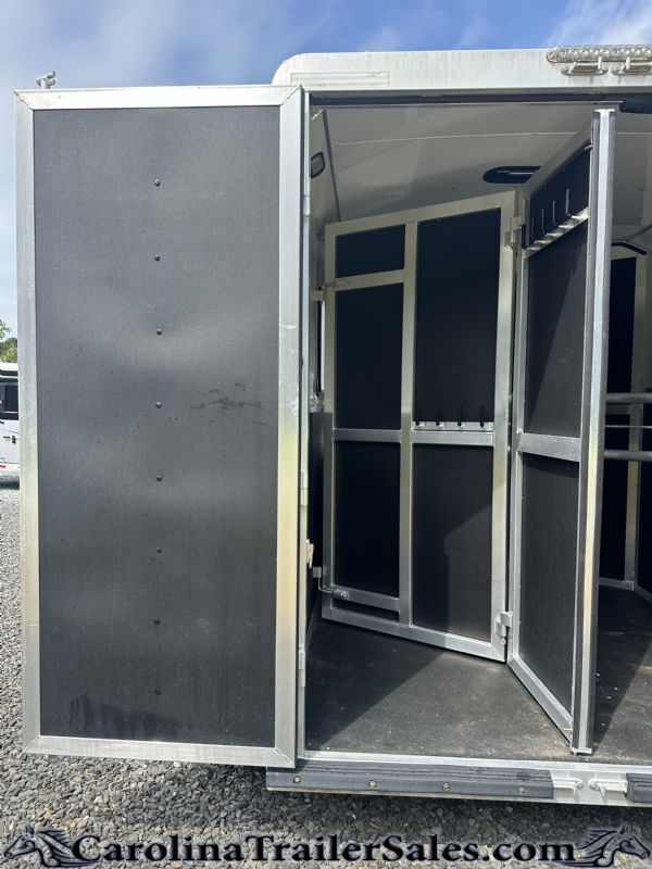 Used Horse Trailers for Sale