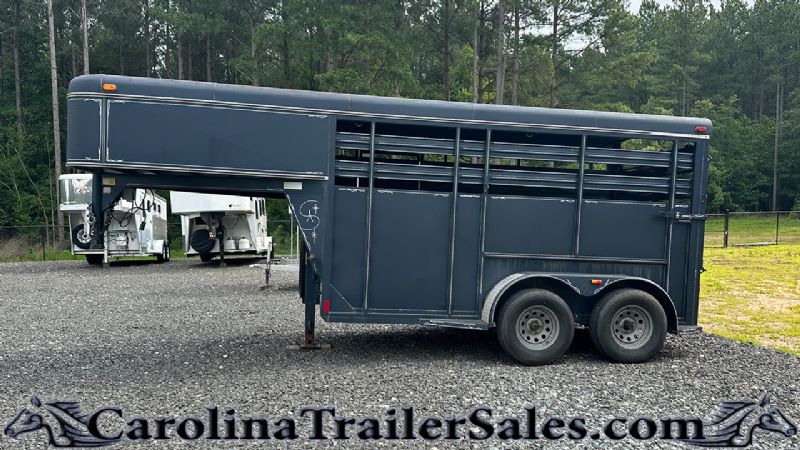 Used Horse Trailers for Sale