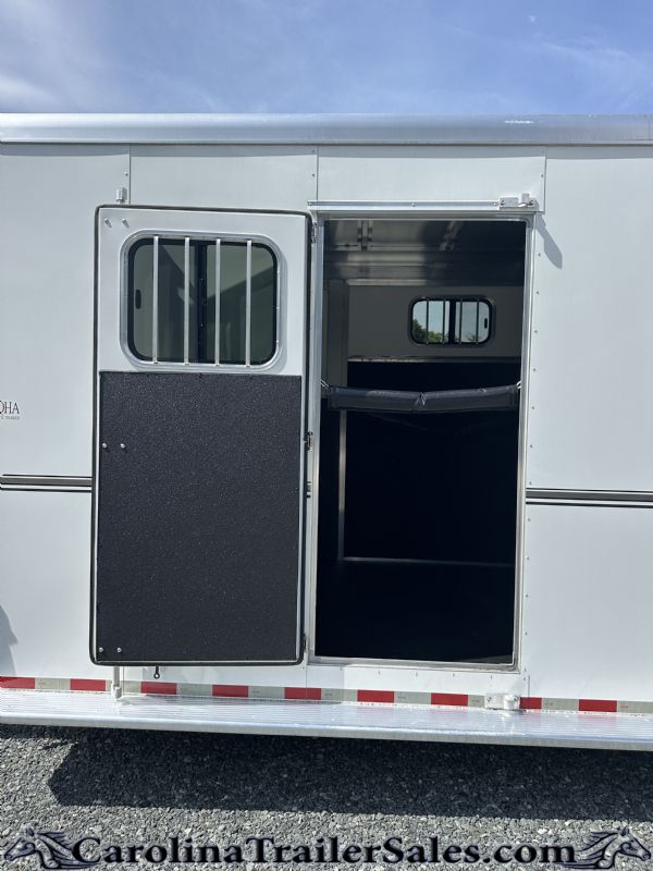 Used Horse Trailers for Sale