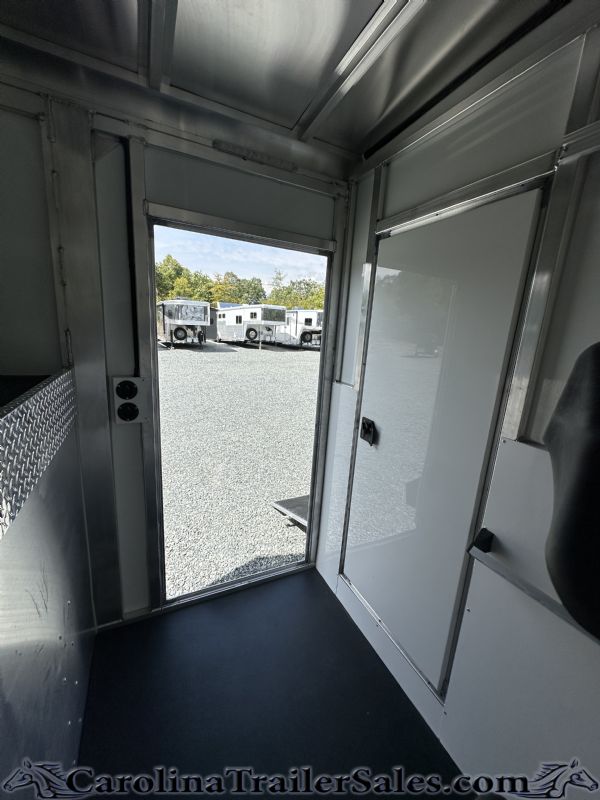 Used Horse Trailers for Sale