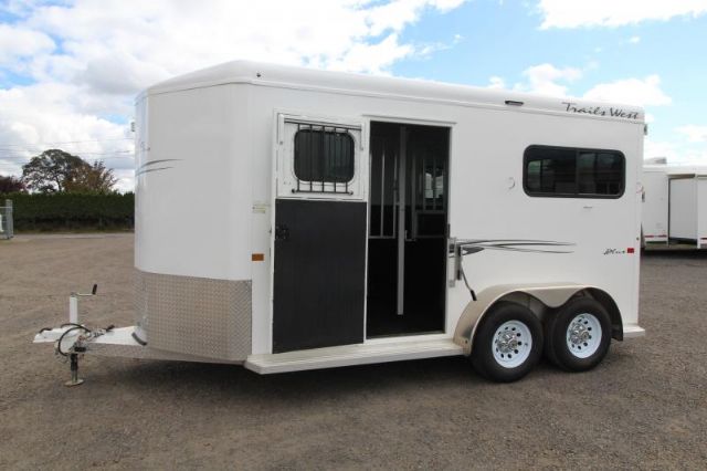 Used Horse Trailers for Sale