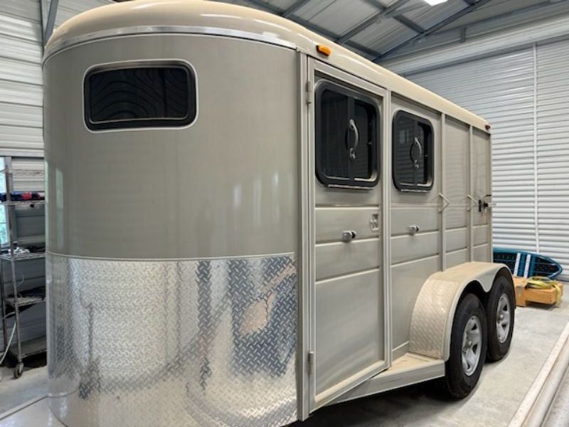 Used Horse Trailers for Sale