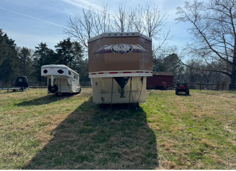 Used Horse Trailers for Sale