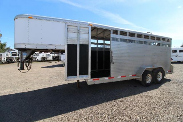 Used Horse Trailers for Sale