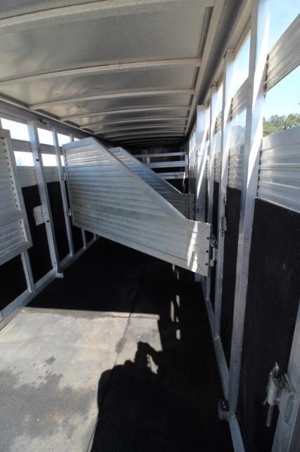 Used Horse Trailers for Sale