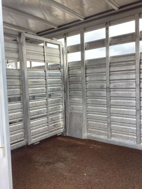 Used Horse Trailers for Sale