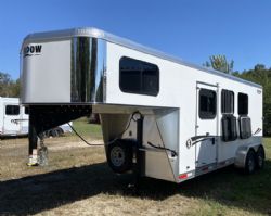 2024 Shadow IN STOCK! 3 HORSE SLANT GOOSENECK