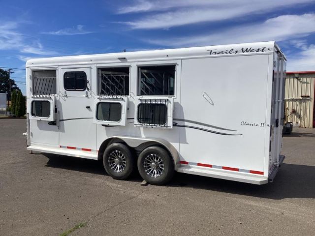 Used Horse Trailers for Sale