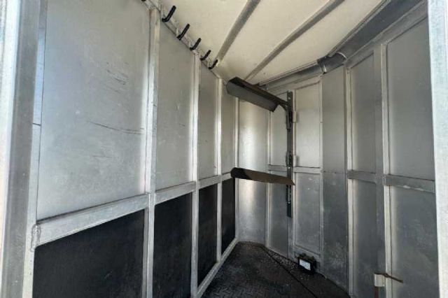 Used Horse Trailers for Sale