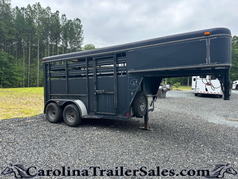 Used Horse Trailers for Sale